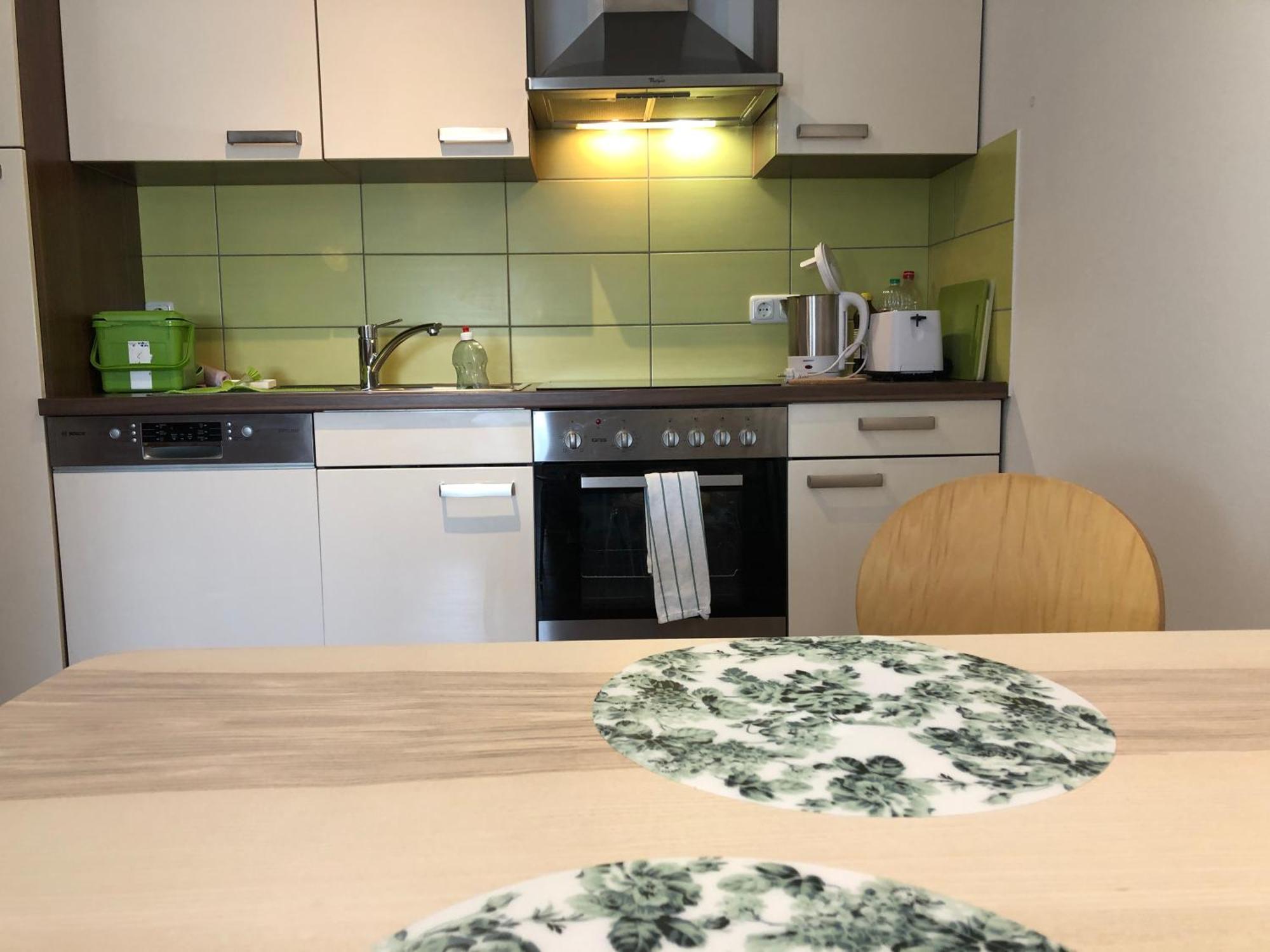 Fuer Aktive Reisende Mein Aparthotel Ochsenfurt Mit Terrasse, Ideal For Long Stay, Relocation Exterior foto